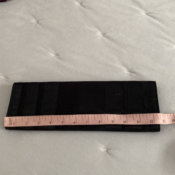 Black satin  Clutch evening or shoulder bag - Picture 7 of 9